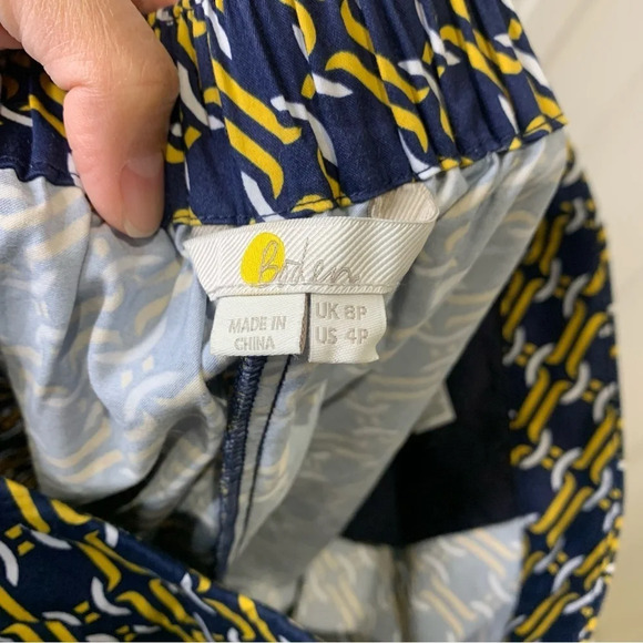 Boden Danby Pull-on chain print ankle stretch pants size 4P - Picture 11 of 15